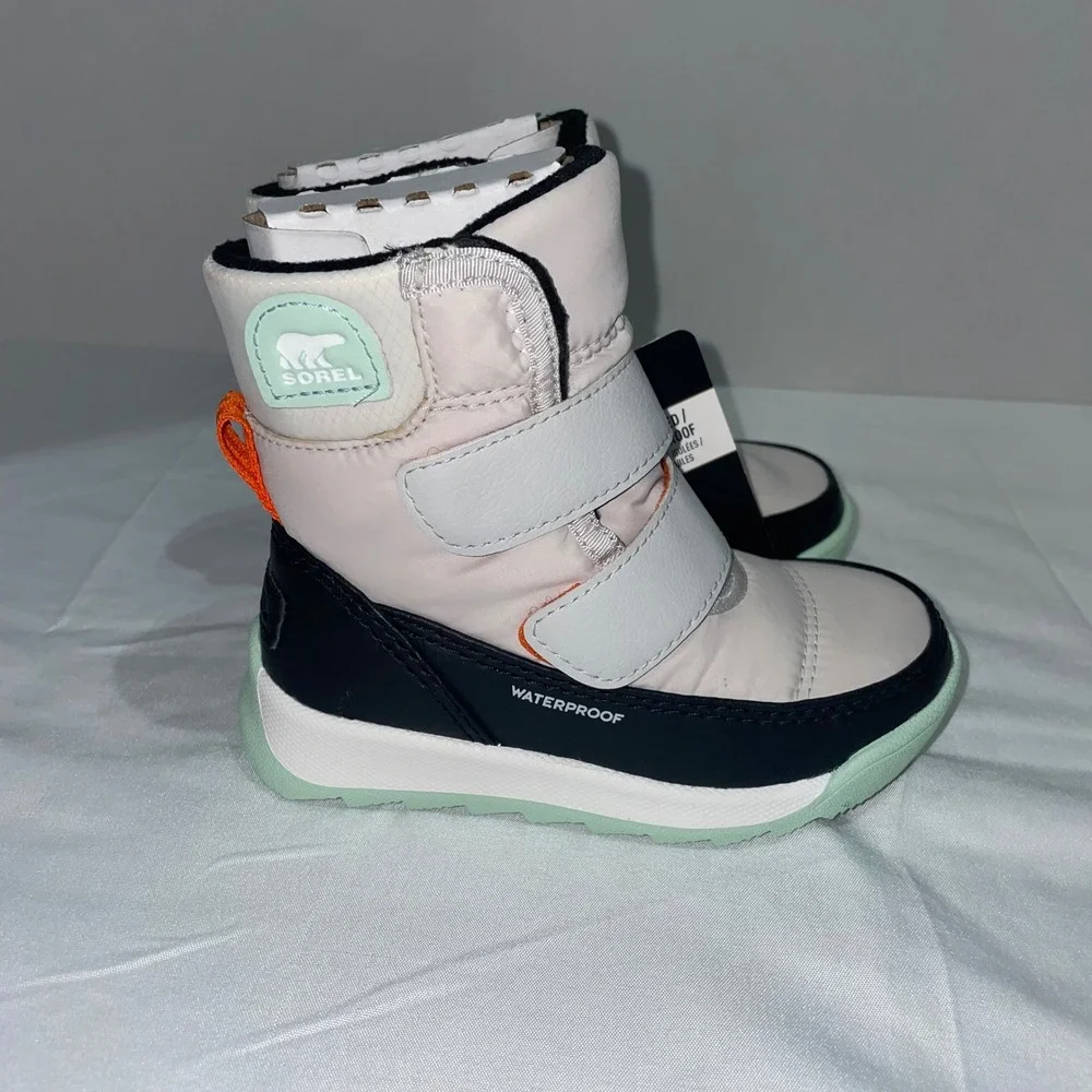 Sorel Kids Whitney II‎ Strap Waterproof Snow Boots Sea Salt Black Size 7